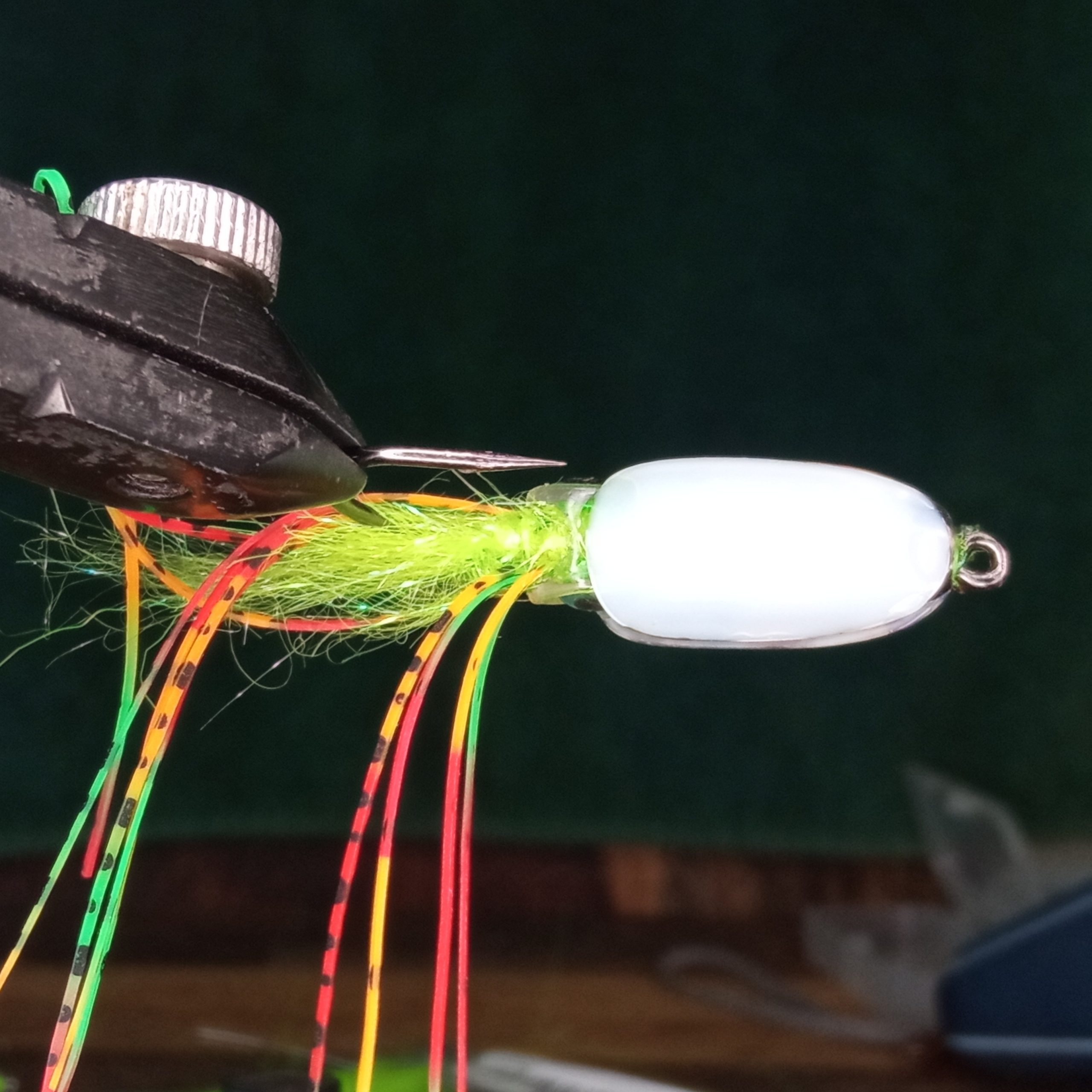 Click Clack Billy The Squid Chartreuse - Image 3